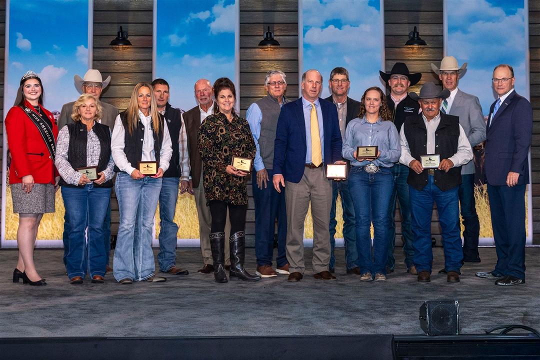 2025 Data Driven Herd Gold recipients presented with program plaques during the Angus Convention Awards Dinner in Kansas City, Missouri, on November 1. 