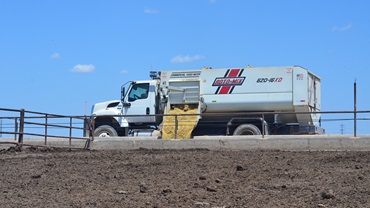 feed truck