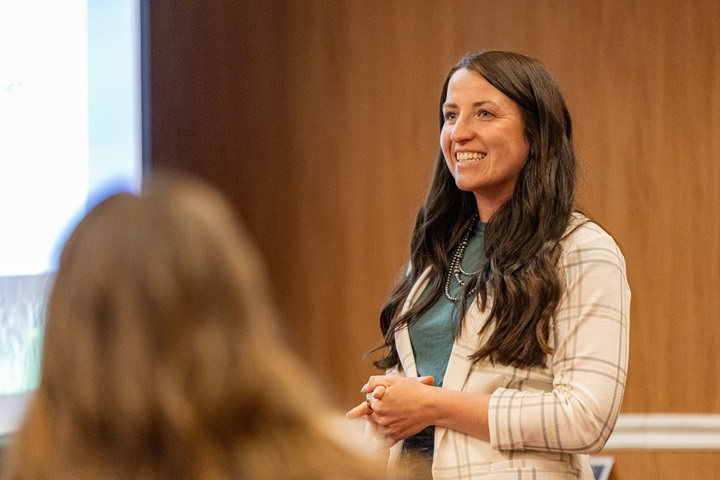 Angus Media Employee presenting at Angus Media Marketing Summit