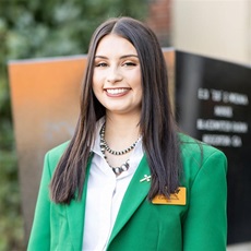 Catie Collison headshot