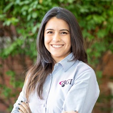 Larissa Novo headshot