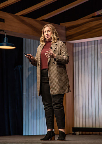 Kelli Retallick-Riley speaking at the World Congress on Genetics in Applied Livestock Production