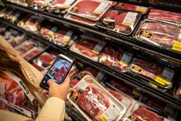 Attendees at the National Angus Convention Beef Blitz tour in 2023.