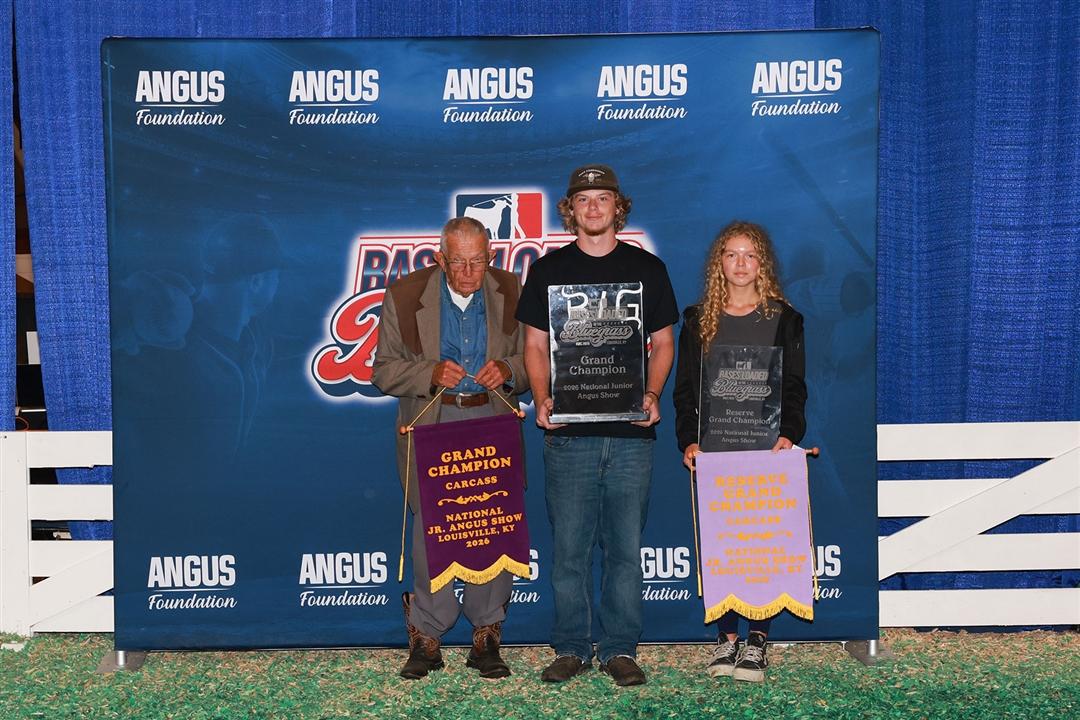  L-R: Dr. Curtis Long of Butler, Mo. Presents an award to Owen Austrino of Dade City, Fla., Grand Champion Carcass and Zoe Gurley of Sarcoxie, Mo., Reserve Grand Champion Carcass at the 2026 National Junior Angus Show in Louisville, Ky.