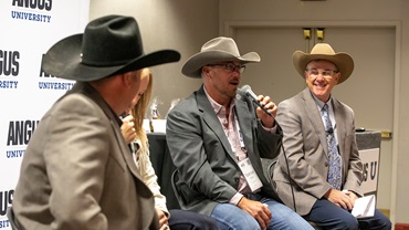 Brandon and Emily Richard, Spencer Smith, and Troy Marshall participated in a panel discussion during the Commercial Pathways Angus University session at the 2025 Angus Convention.