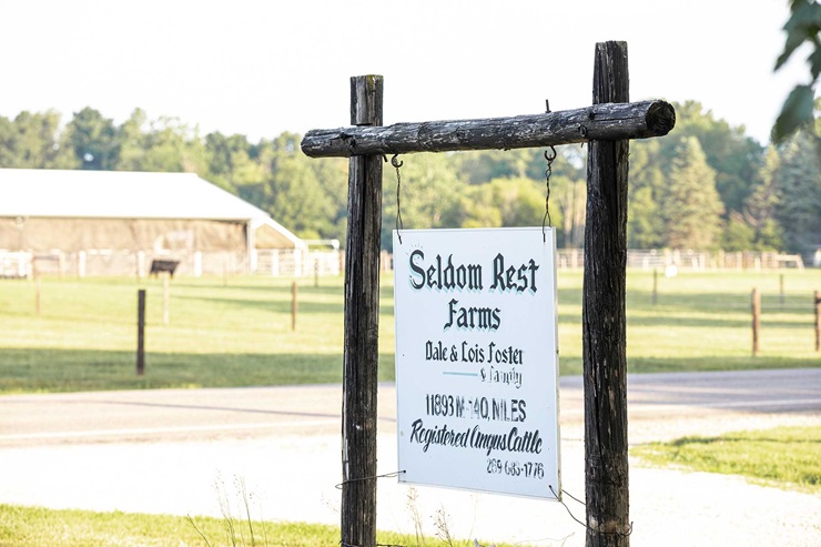 Seldom Rest farm sign 