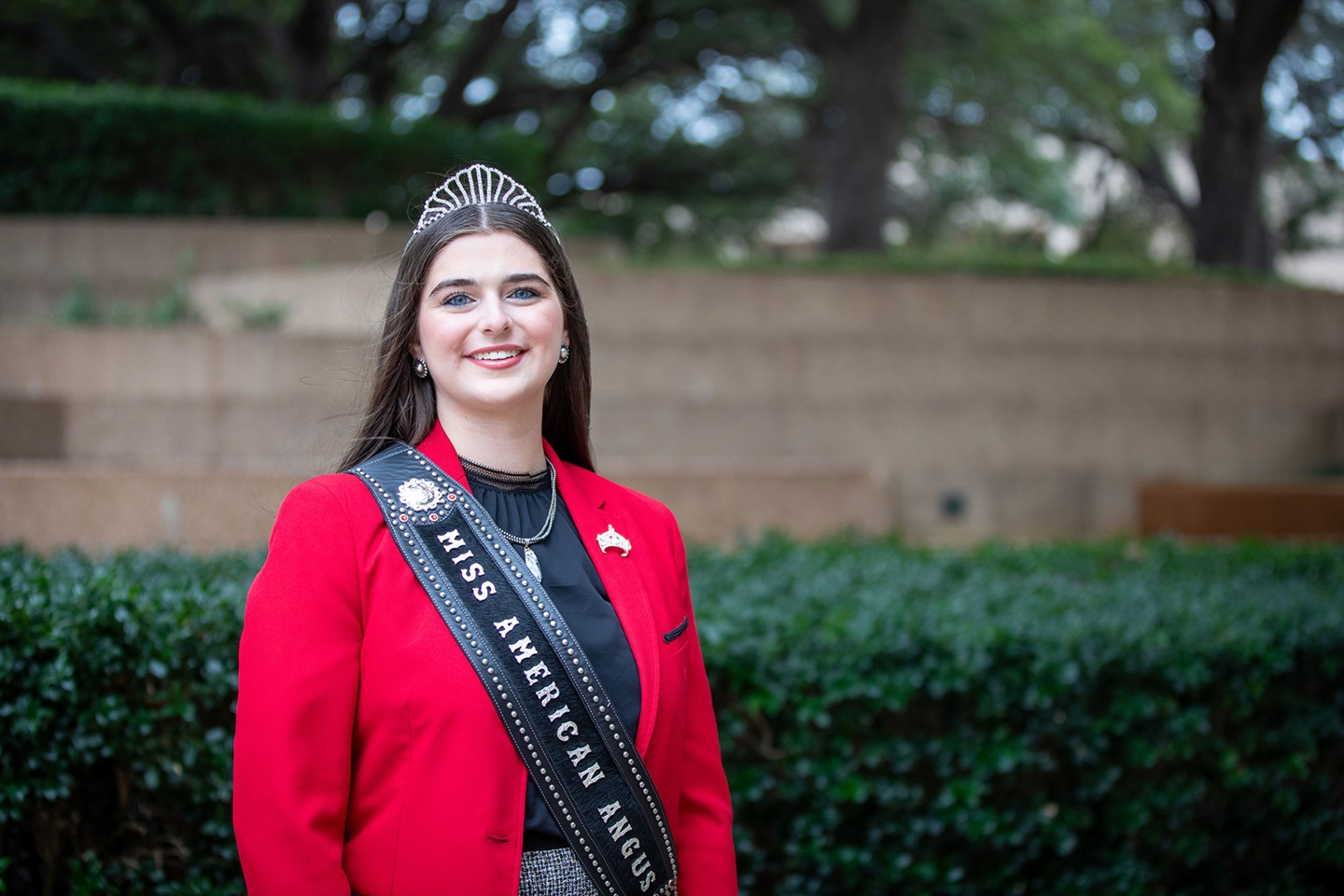 Rosalind Kidwell Crowned 2025 Miss American Angus