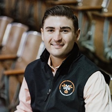 The former National Junior Angus Association member will serve cattlemen in Hawaii, Idaho, Oregon and Washington.