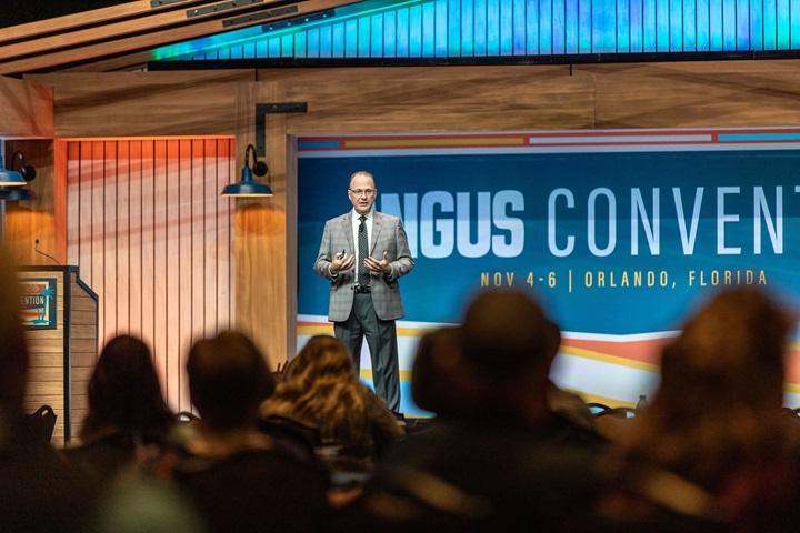 Angus CEO, Mark McCully, presenting at Angus Convention.