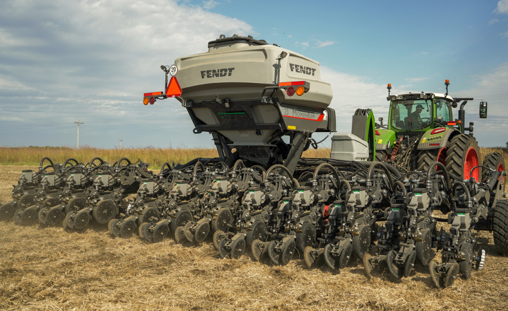 Fendt-Momentum-30-Foot-Planter
