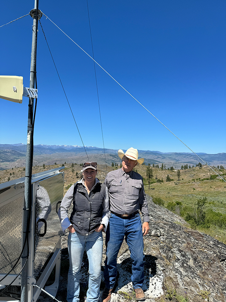 Pictured are (from left) Libby Falkiner, intern from the Angus Australia Program, and Mike Wilson.