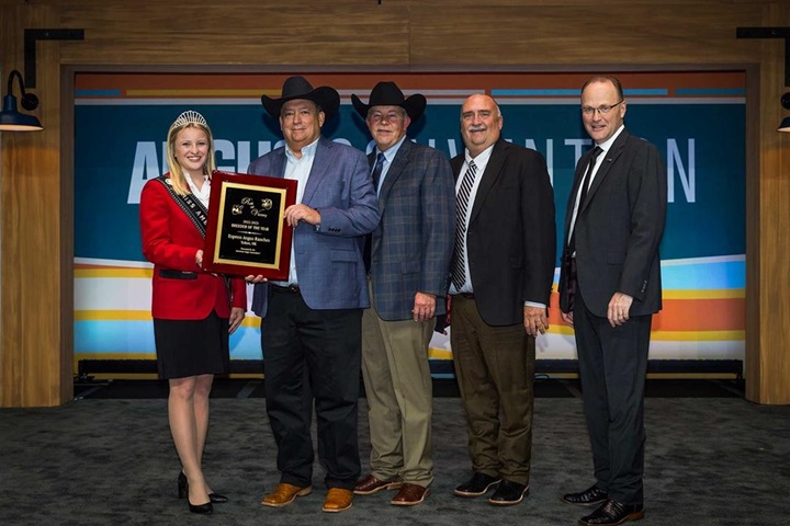 2023 ROV Breeder of the Year Award presentation to Express Ranches of Oklahoma