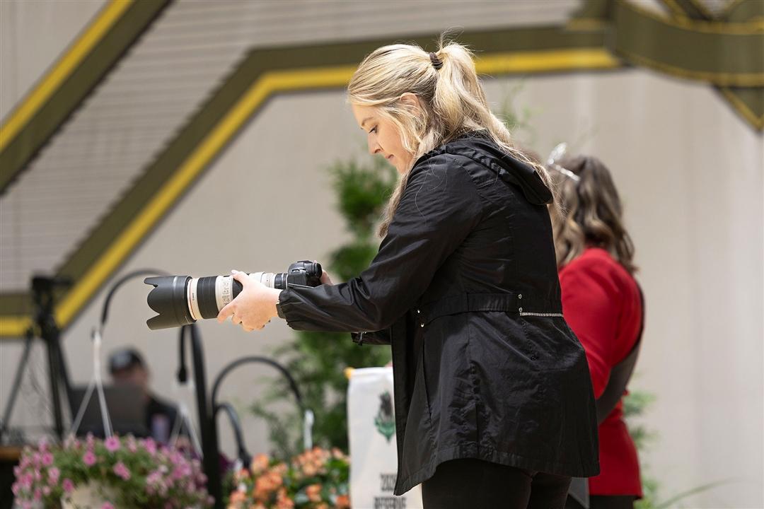 2026 Angus communications intern, Jordan Lamb captures the action at the Atlantic National Angus Show in Maryland as part of the team producing coverage of the event. 
