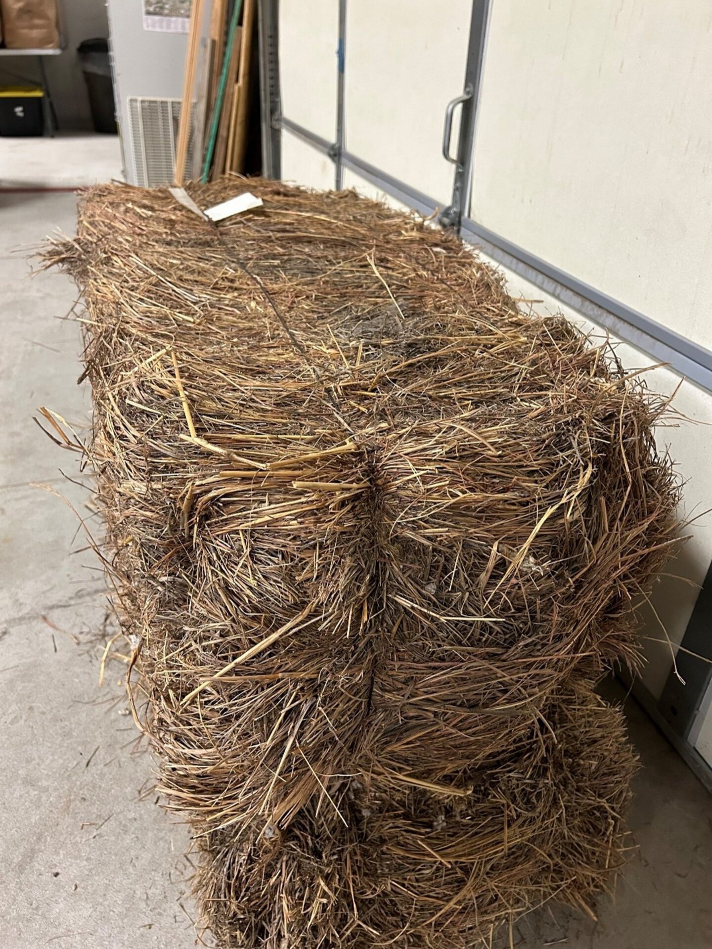square bale of hay