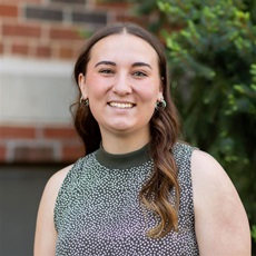 Grace Peterson headshot
