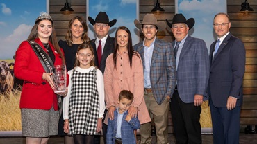 EXAR Princess 3691 owned by Ella Weldon of Piedmont, Oklahoma, was named ROV Show Heifer of the Year at the 2025 Angus Convention Awards Dinner in Kansas City, Missouri. Pictured from left are Miss American Angus Rosalind Kidwell, Ella Weldon, Ella’s parents, Zach and Kelly Weldon; and Austin and Morgan Robertson, Donnie Roberston, Mark McCully, American Angus Association CEO.